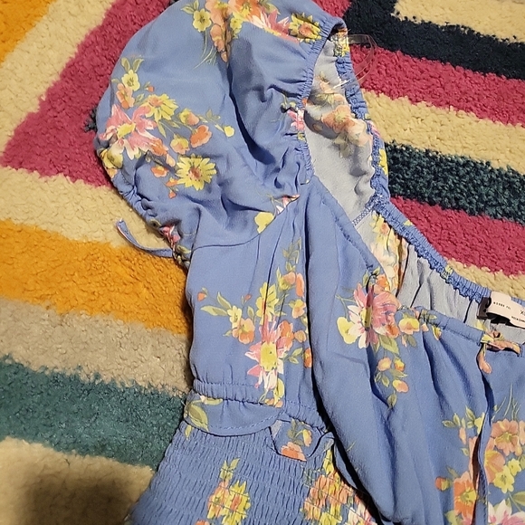 NWT Juniors XL SO Smocked Ruffles Blouse Blue Flower Puff Sleeve Crop Top - Picture 5 of 12